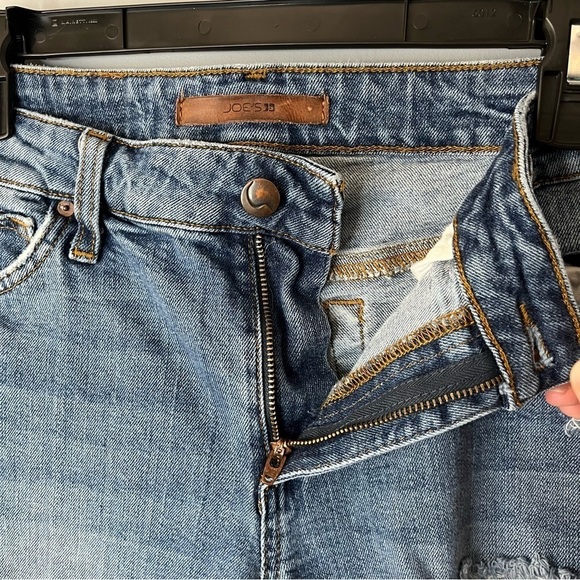 Joe’s Jeans The Billie Boyfriend Slim Cropped Distressed Denim Jeans Size 28 - Picture 9 of 15